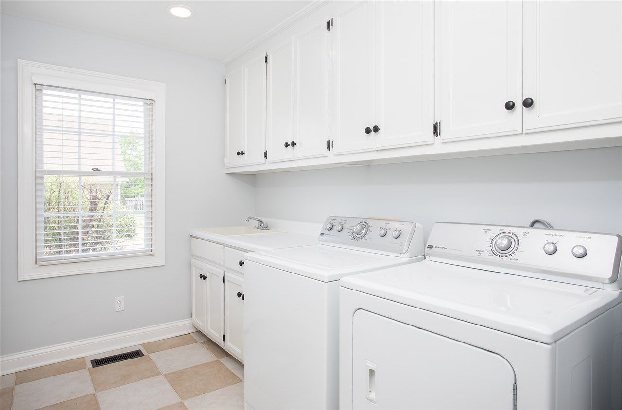 194 Neal Howell Road Bowling Green, KY 42104 - Photo 21 of 32 Gallery Image 21