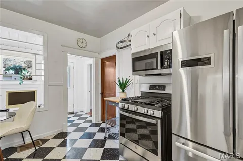 $209,900 | 2419 Oakland Avenue, St. Louis, MO 63114