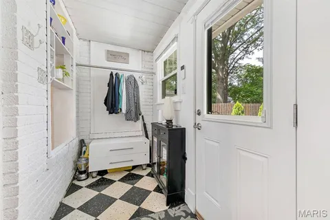 $209,900 | 2419 Oakland Avenue, St. Louis, MO 63114