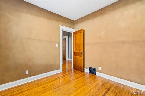 $209,900 | 2419 Oakland Avenue, St. Louis, MO 63114