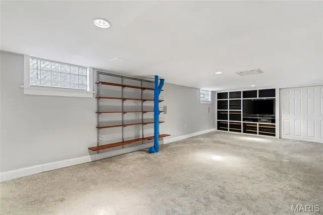 $240,000 | 2419 Oakland Avenue, St. Louis, MO 63114