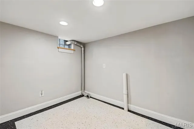 $240,000 | 2419 Oakland Avenue, St. Louis, MO 63114