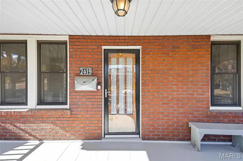 $209,900 | 2419 Oakland Avenue, St. Louis, MO 63114