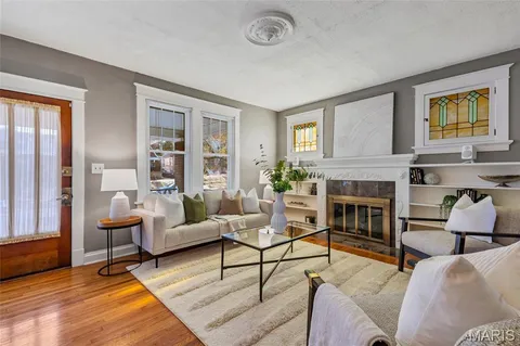 $209,900 | 2419 Oakland Avenue, St. Louis, MO 63114