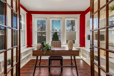 $209,900 | 2419 Oakland Avenue, St. Louis, MO 63114