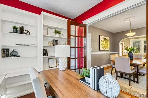 $209,900 | 2419 Oakland Avenue, St. Louis, MO 63114