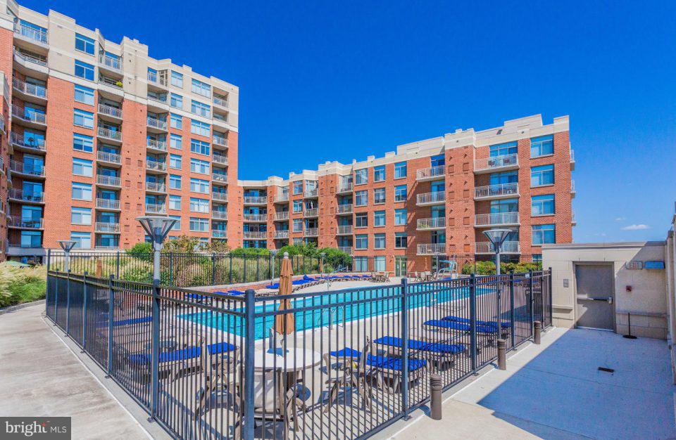 3650 South Glebe Road, Unit 367 Arlington, VA 22202 - Photo 14 of 28 Community