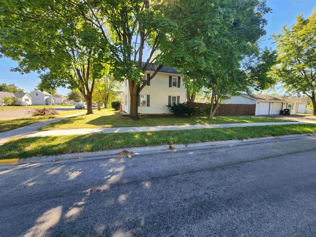 $149,000 | 1002 1st, Rochelle, IL 61068