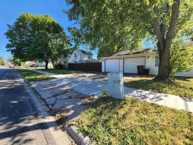 $149,000 | 1002 1st, Rochelle, IL 61068