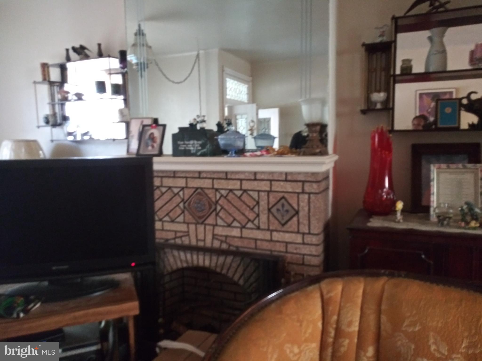 1925 North 25th Street Philadelphia, PA 19121 - Photo 4 of 9