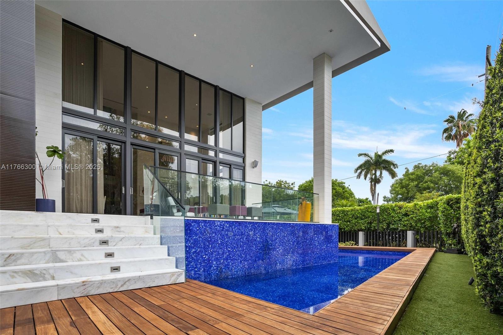 610 Harbor Circle Key Biscayne, FL 33149 - Photo 53 of 71