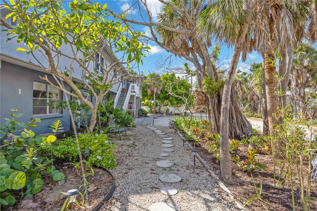 5075 North Beach Road, Unit B4 Englewood, FL 34223 - Photo 54 of 79