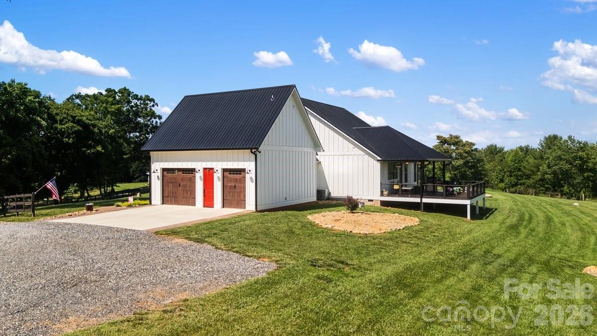 615 Don Felmet Road Marshall, NC 28753 - Photo 9 of 48