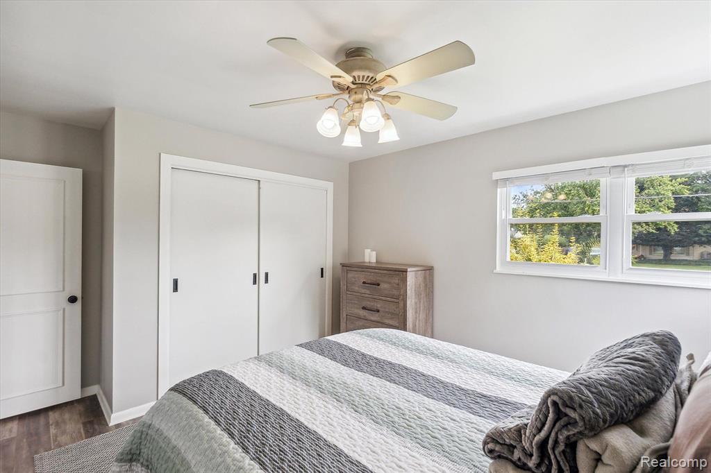 2137 Covert Road Burton, MI 48509 - Photo 12 of 25