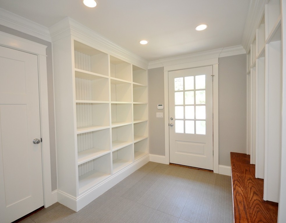 25 Oxbow Road Concord, MA 01742 - Photo 9 of 21 Gallery Image 9