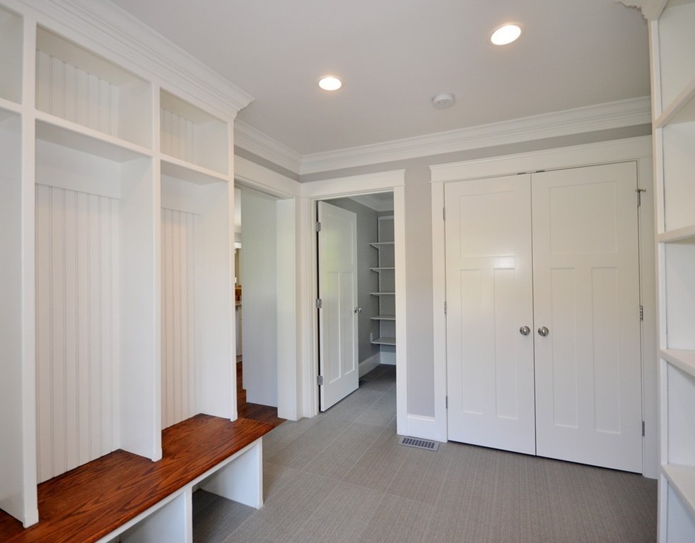 25 Oxbow Road Concord, MA 01742 - Photo 10 of 21 Gallery Image 10