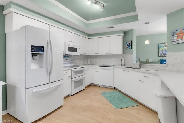 $339,000 | 2820 Citrus Lake Drive, Unit T101, Naples, FL 34109