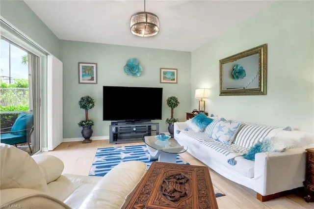 $339,000 | 2820 Citrus Lake Drive, Unit T101, Naples, FL 34109