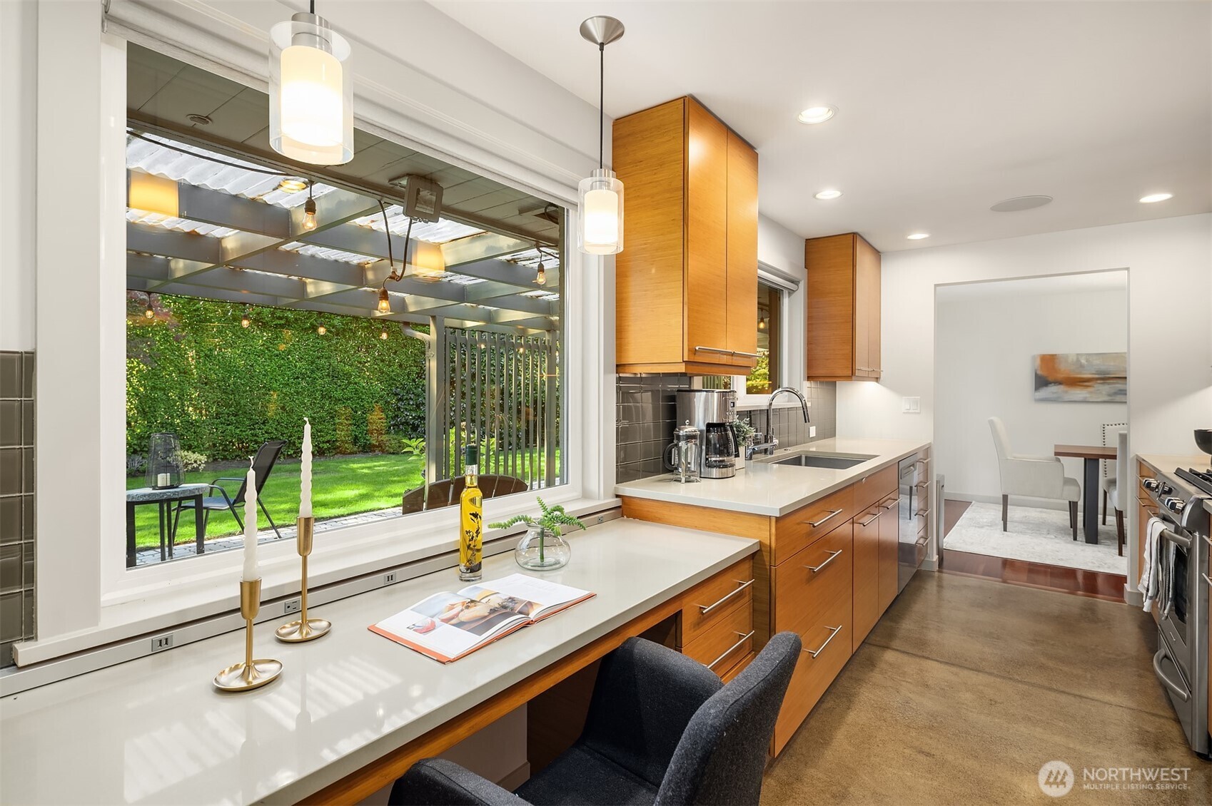 3001 Hunts Point Road Bellevue, WA 98004 - Photo 17 of 36 Gallery Image 17