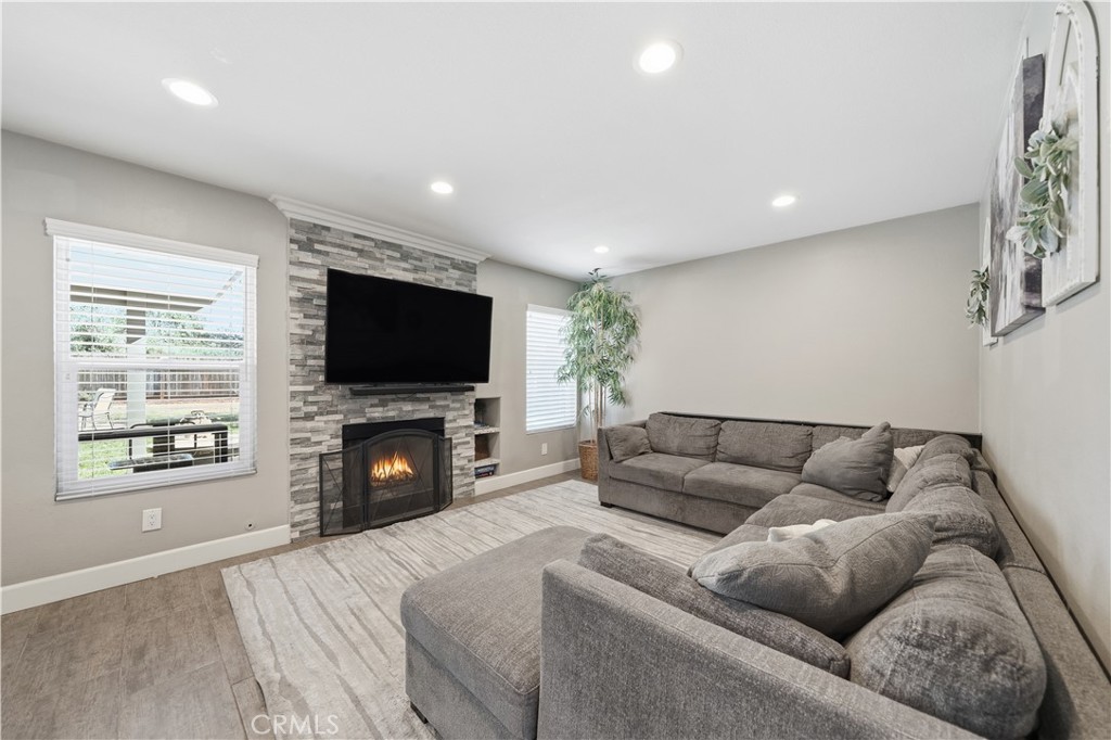 40565 Sunflower Road Murrieta, CA 92562 - Photo 6 of 55