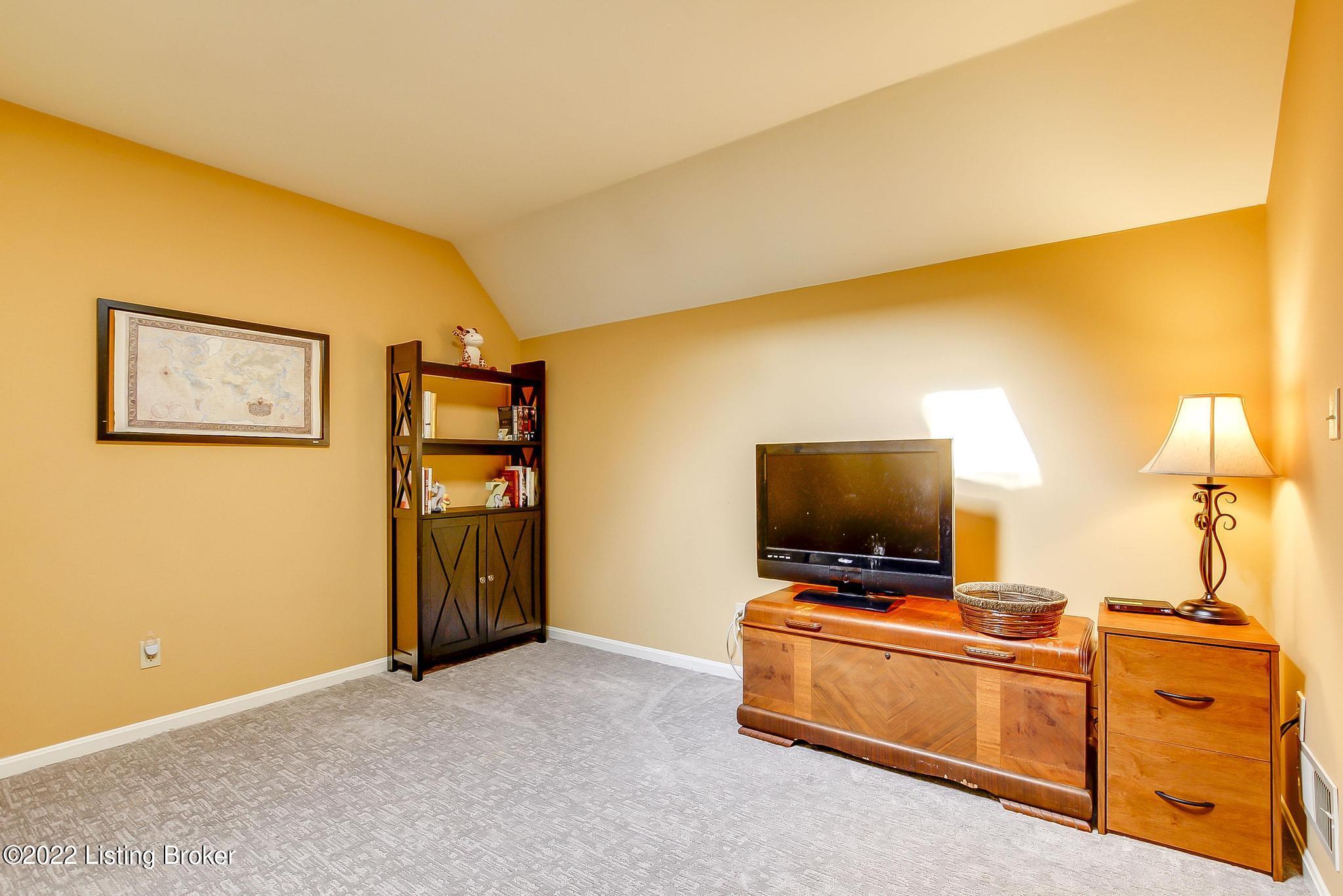 3400 Trail Ridge Road Louisville, KY 40241 - Photo 32 of 67 Alt. Sitting Room