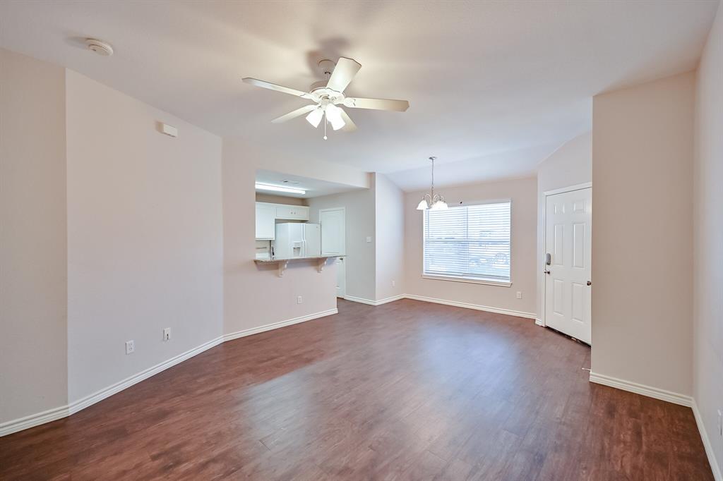 607 Kings Way Drive, Unit B Mansfield, TX 76063 - Photo 11 of 25