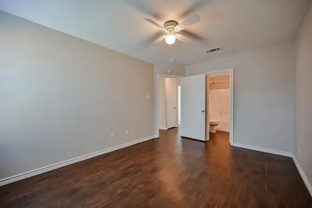 $1,575 | 607 Kings Way Drive, Unit B, Mansfield, TX 76063