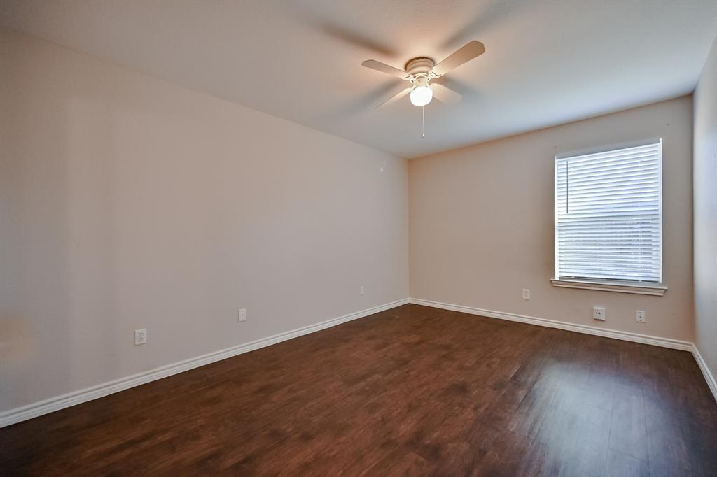 607 Kings Way Drive, Unit B Mansfield, TX 76063 - Photo 13 of 25