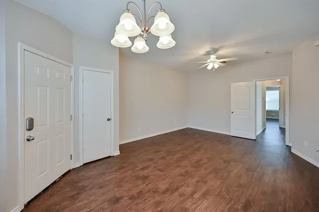 $1,575 | 607 Kings Way Drive, Unit B, Mansfield, TX 76063