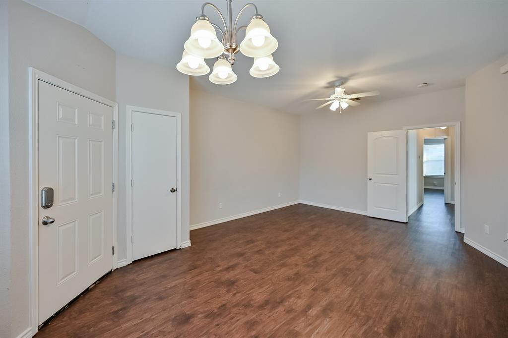 607 Kings Way Drive, Unit B Mansfield, TX 76063 - Photo 17 of 25