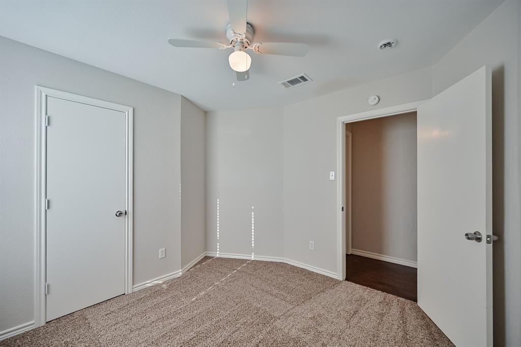 607 Kings Way Drive, Unit B Mansfield, TX 76063 - Photo 18 of 25