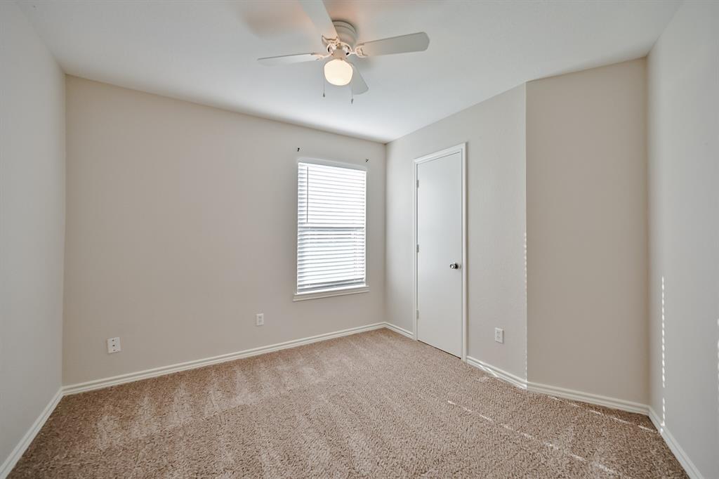 607 Kings Way Drive, Unit B Mansfield, TX 76063 - Photo 19 of 25