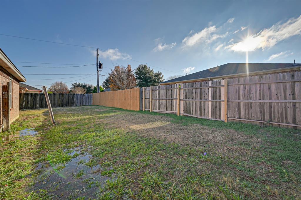 607 Kings Way Drive, Unit B Mansfield, TX 76063 - Photo 25 of 25