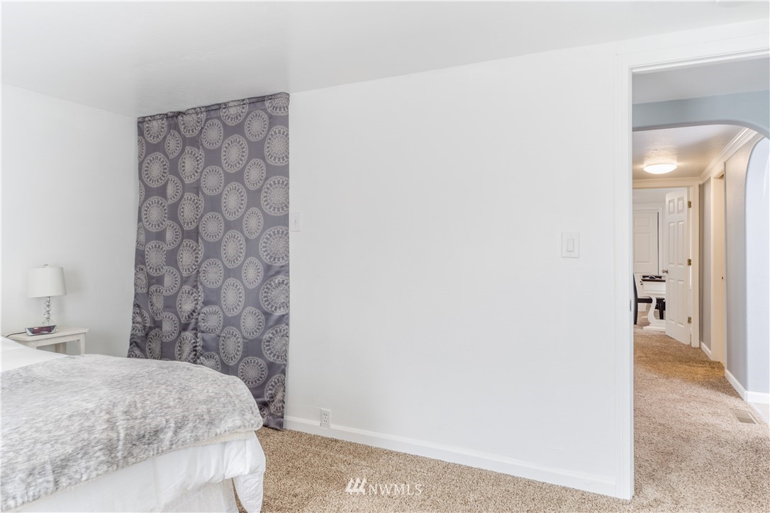 2526 Sheridan Road Bremerton, WA 98310 - Photo 14 of 27 Gallery Image 14
