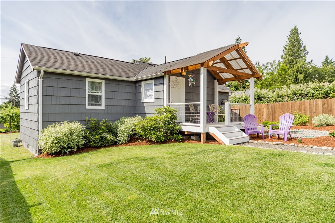 2526 Sheridan Road Bremerton, WA 98310 - Photo 19 of 27 Gallery Image 19