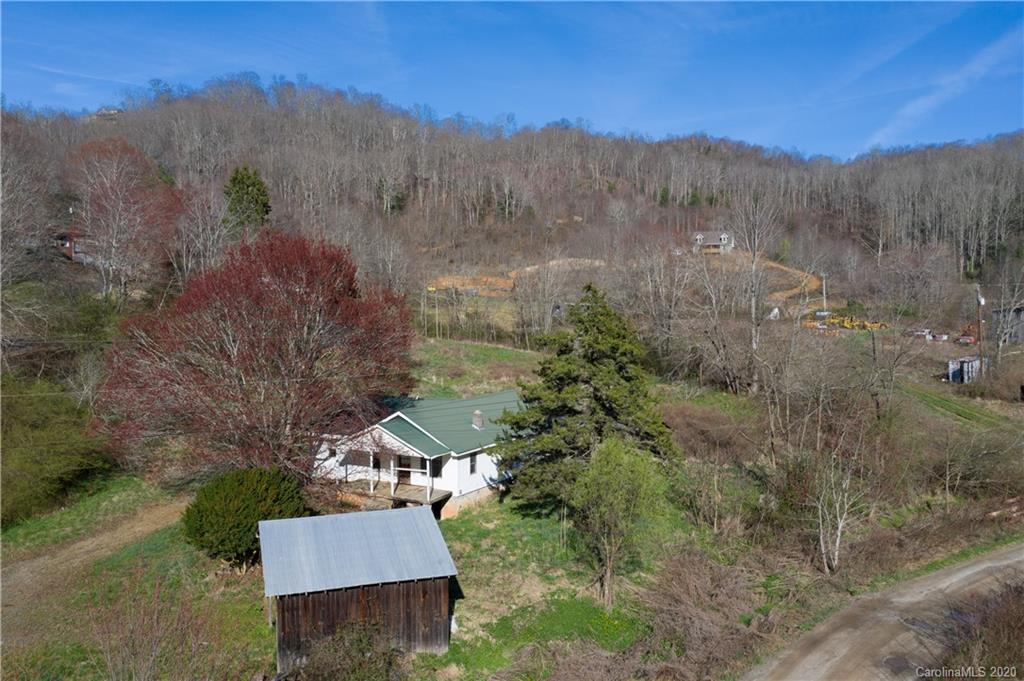 310 Russell Cove Road Waynesville, NC 28785 - Photo 1 of 27 Gallery Image 1