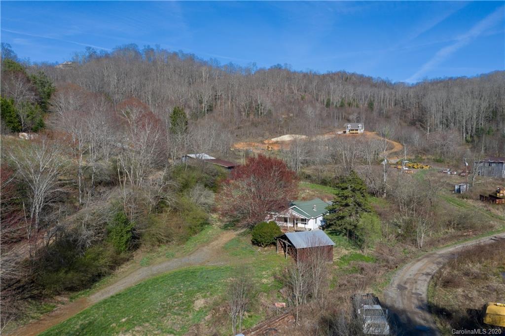 310 Russell Cove Road Waynesville, NC 28785 - Photo 4 of 27 Gallery Image 4