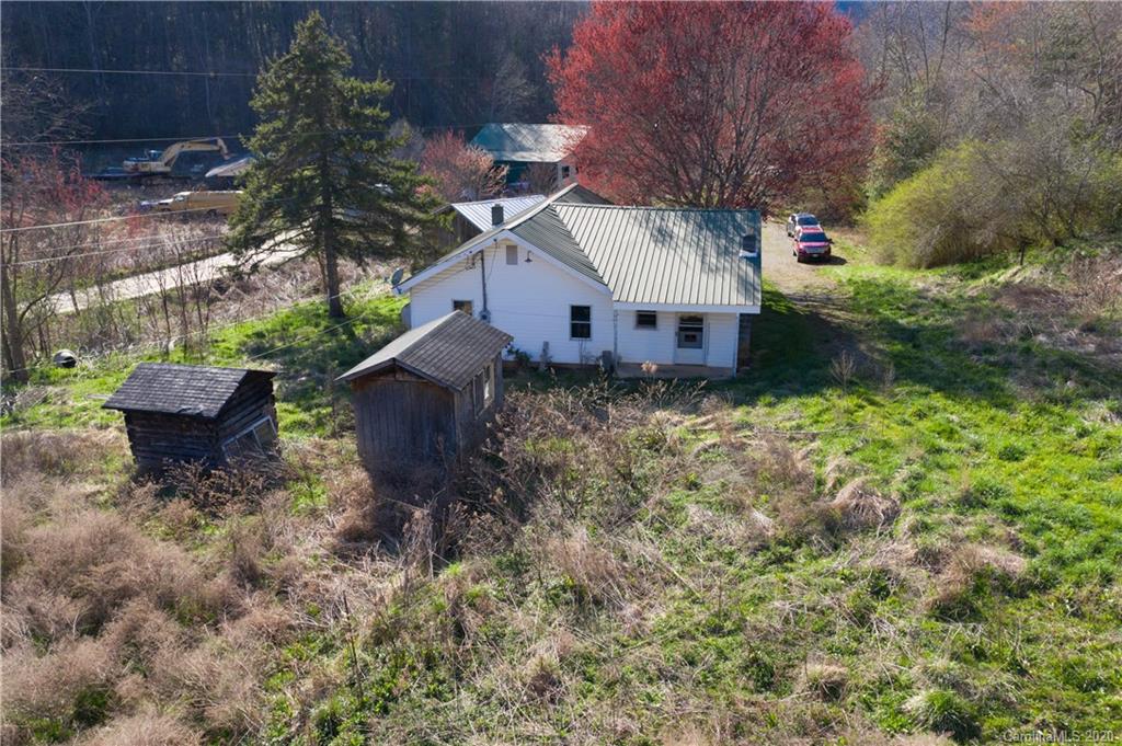310 Russell Cove Road Waynesville, NC 28785 - Photo 8 of 27 Gallery Image 8