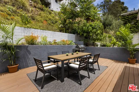 $1,900,000 | 2426 Cazaux Place, Los Angeles, CA 90068