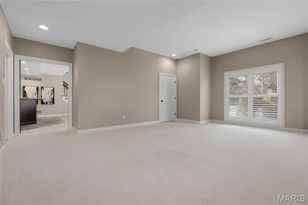 $1,750,000 | 997 Tara Oaks Drive, Chesterfield, MO 63005