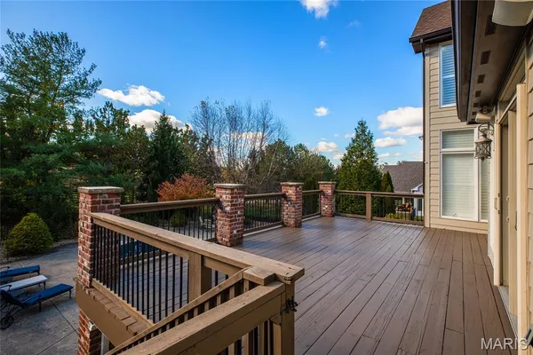 $1,750,000 | 997 Tara Oaks Drive, Chesterfield, MO 63005