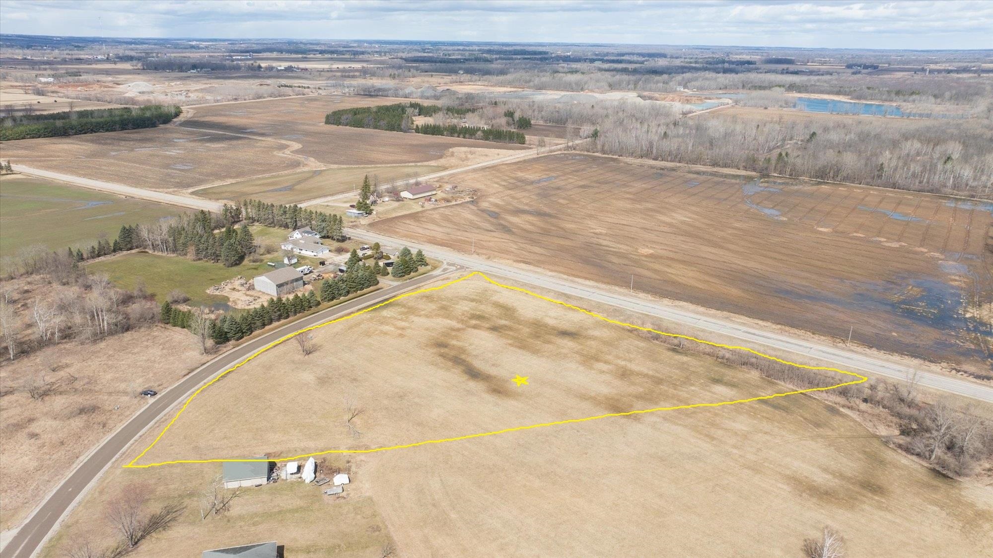 Corine Court, Unit 1 Pulaski, WI 54162 - Photo 2 of 6