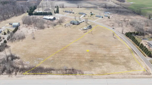$140,000 | Corine Court, Unit 1, Pulaski, WI 54162