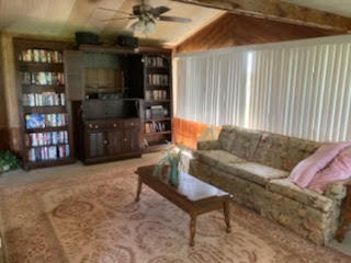 1213 Linda Road, Unit 37 Okeechobee, FL 34974 - Photo 11 of 23 Living area