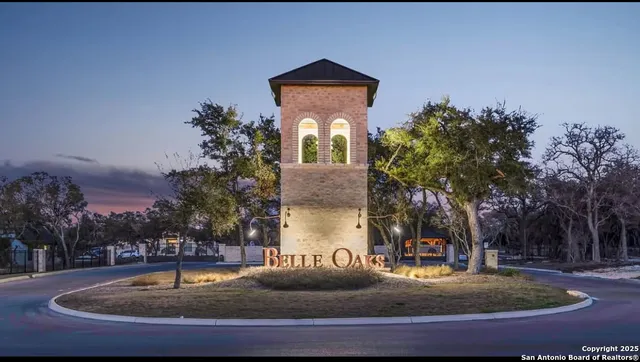$1,349,999 | 931 Belle Oaks Boulevard, Bulverde, TX 78163