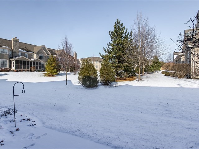 804 Stone Canyon Circle Inverness, IL 60010 - Photo 26 of 30 a view of road with a building
