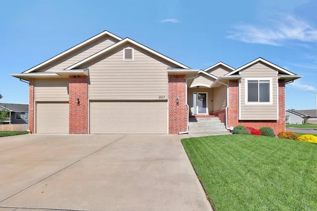 $409,000 | 2637 58th Court, Wichita, KS 67204