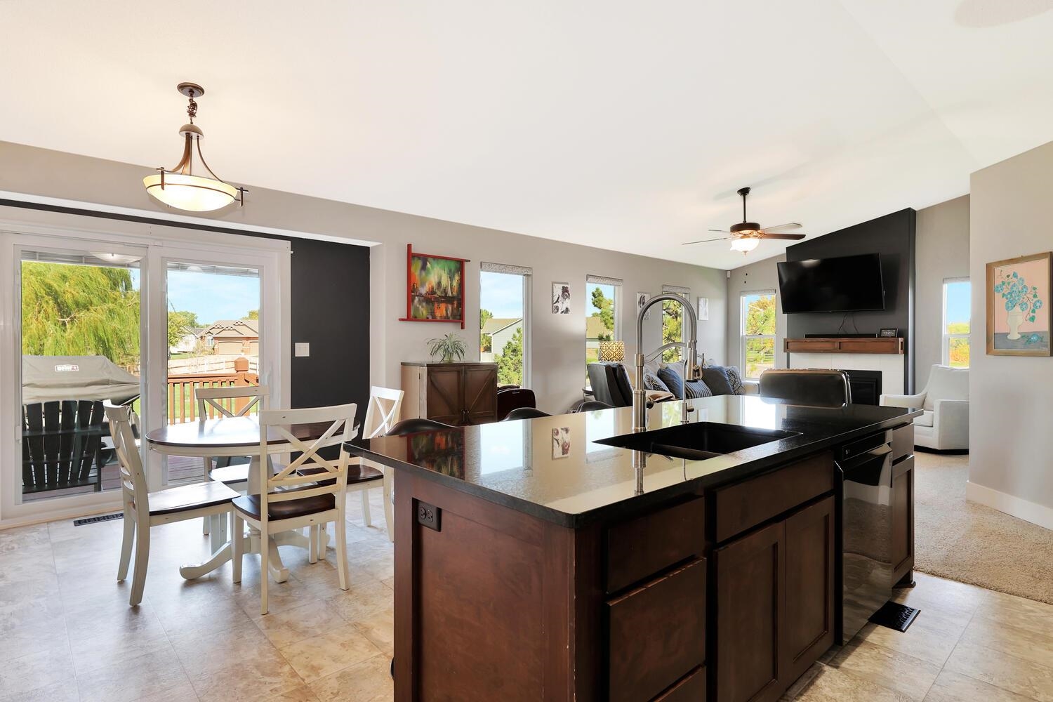 2637 58th Court Wichita, KS 67204 - Photo 11 of 36