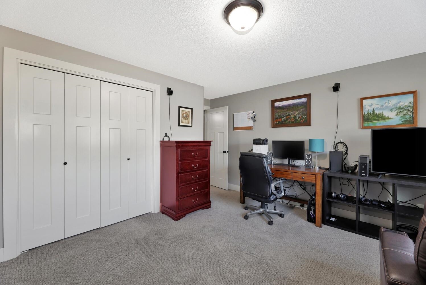 2637 58th Court Wichita, KS 67204 - Photo 30 of 36