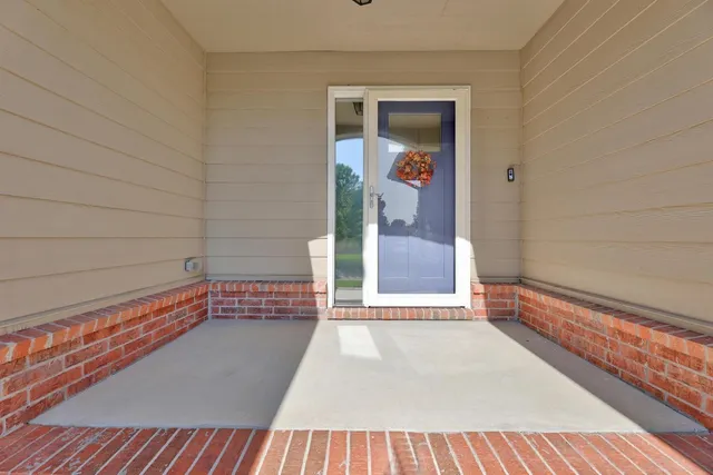 $409,000 | 2637 58th Court, Wichita, KS 67204